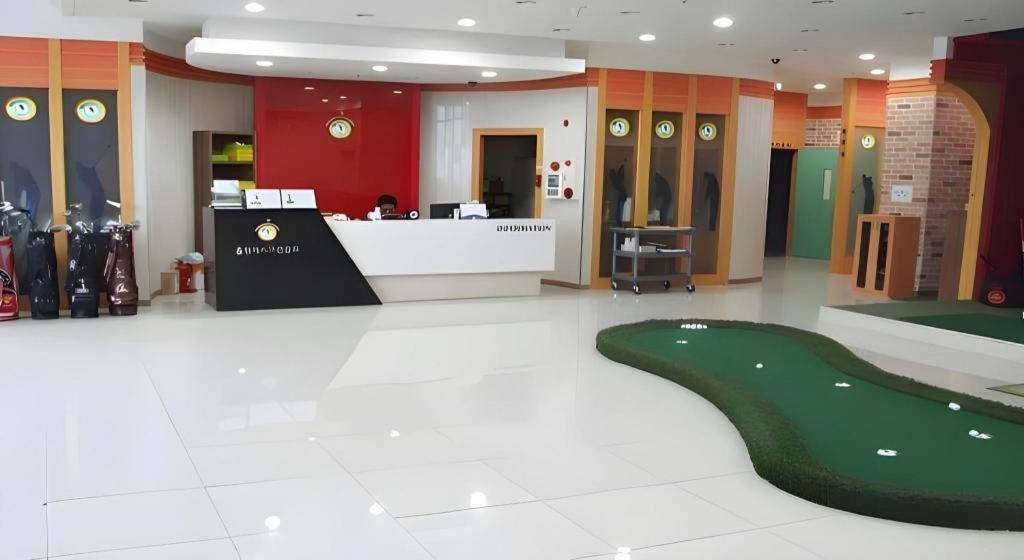צ'אנגוון Hotel Olympic מראה חיצוני תמונה